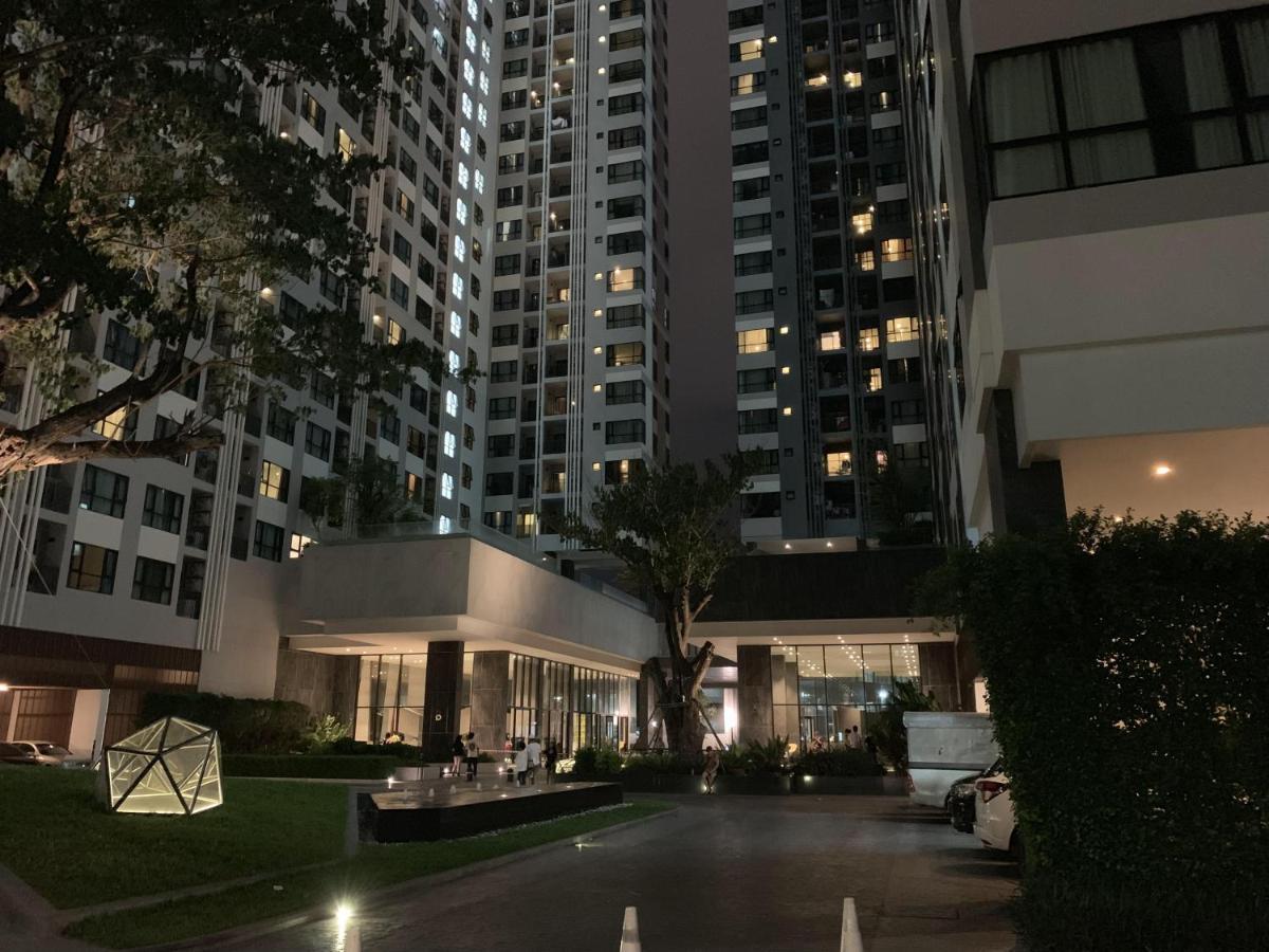 The Base Central Pattaya Thai Esterno foto