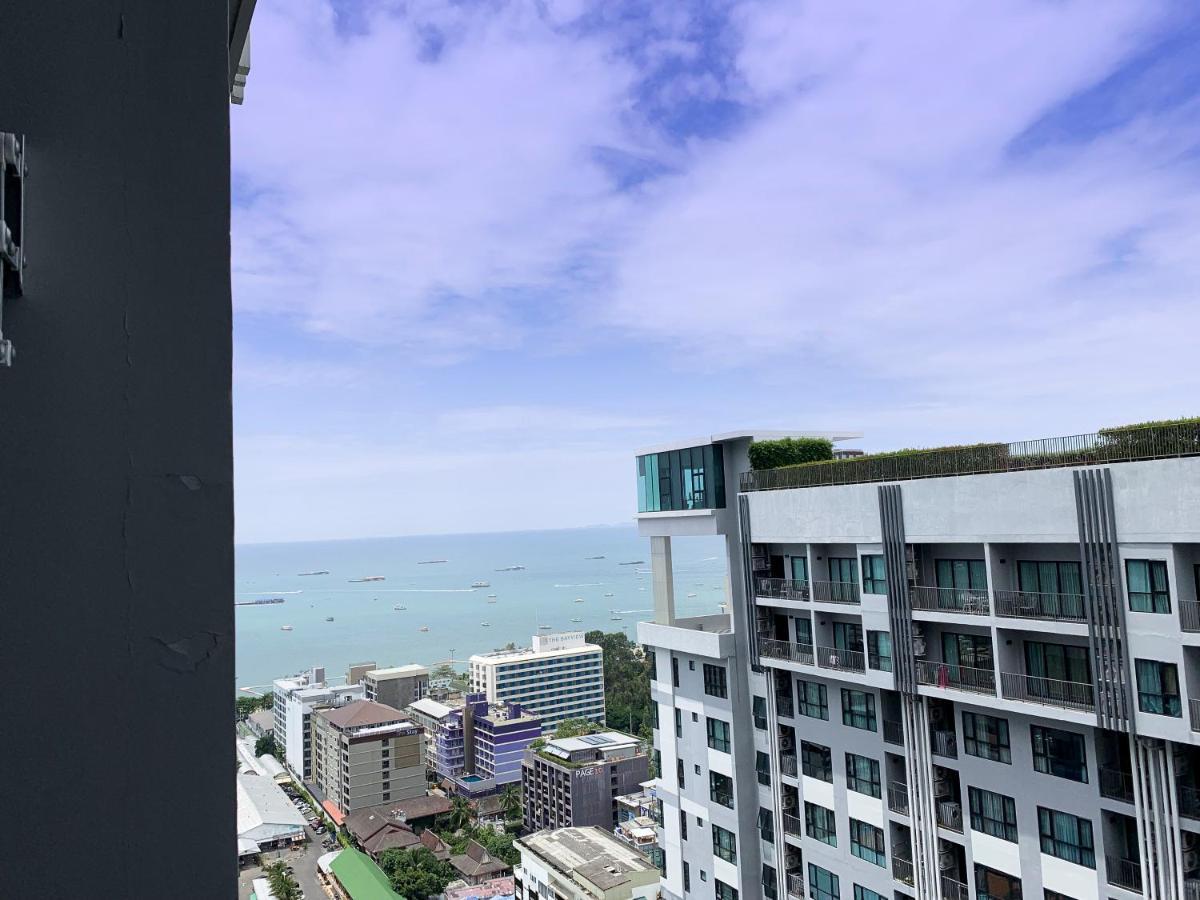 The Base Central Pattaya Thai Esterno foto